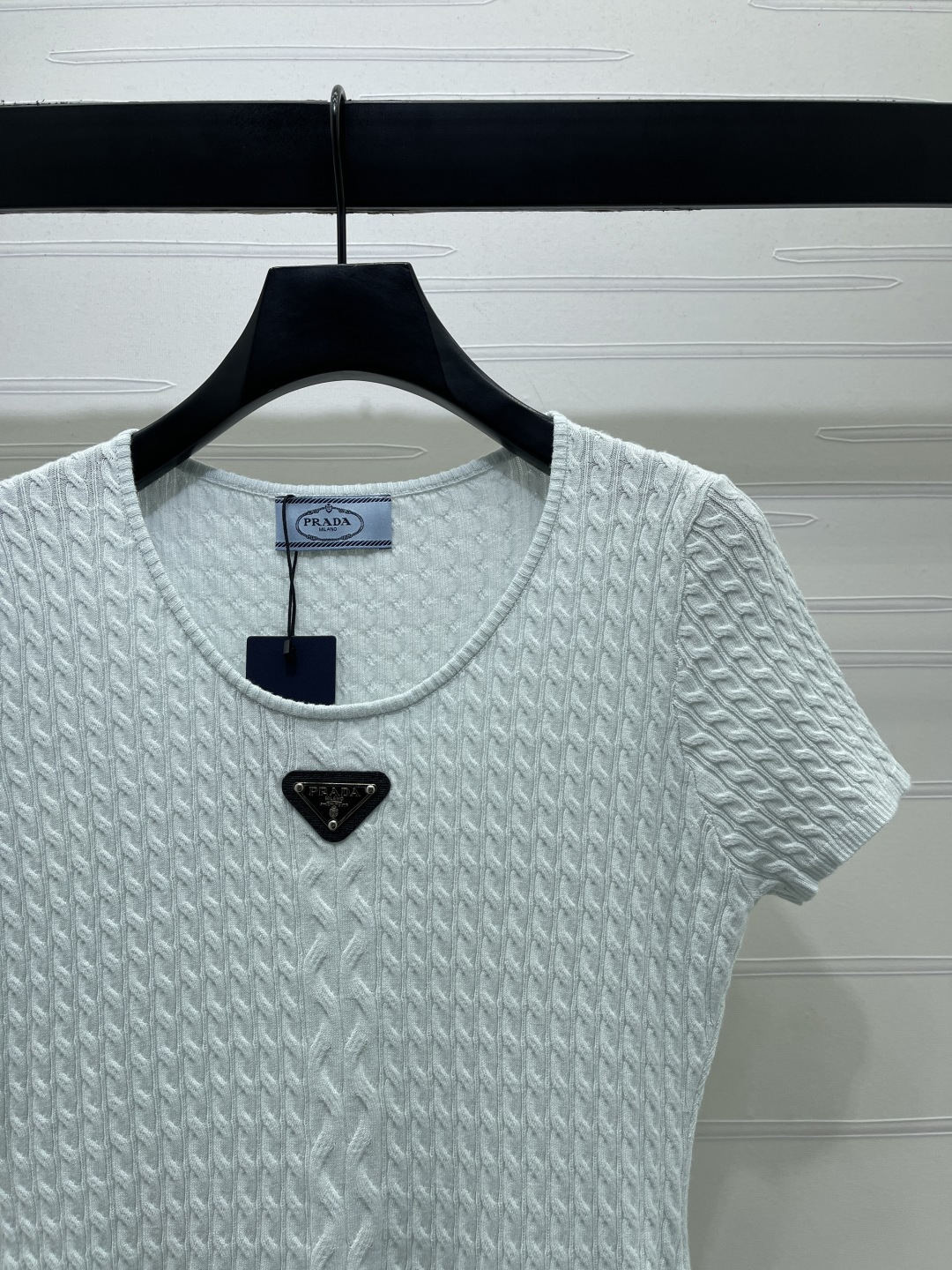 Women's short sleeves